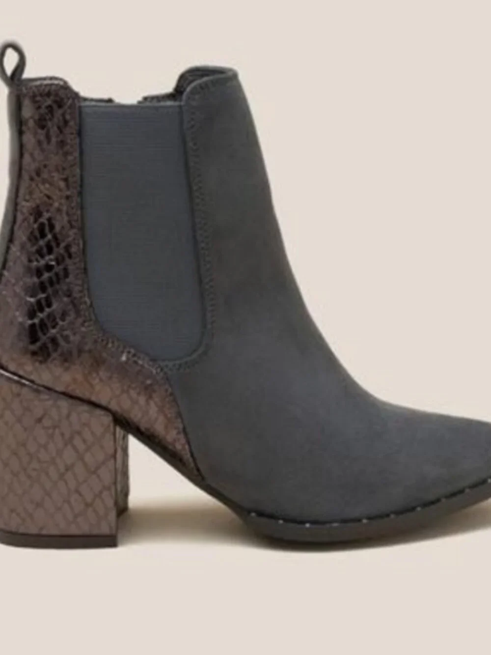 G.C Paris ankle snake print boots women 8 western rodeo festival retro Y2K luxe